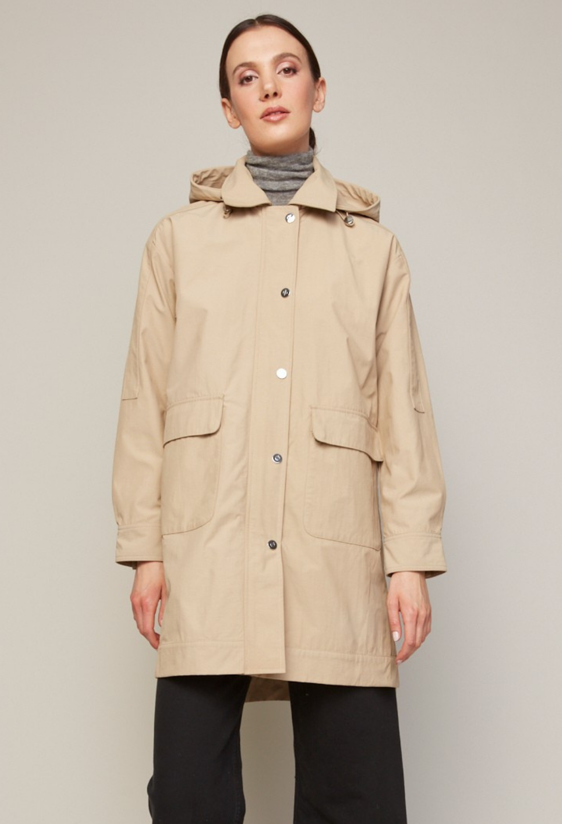 Tori, imperméable à capuche amovible avec ourlet haut et bas