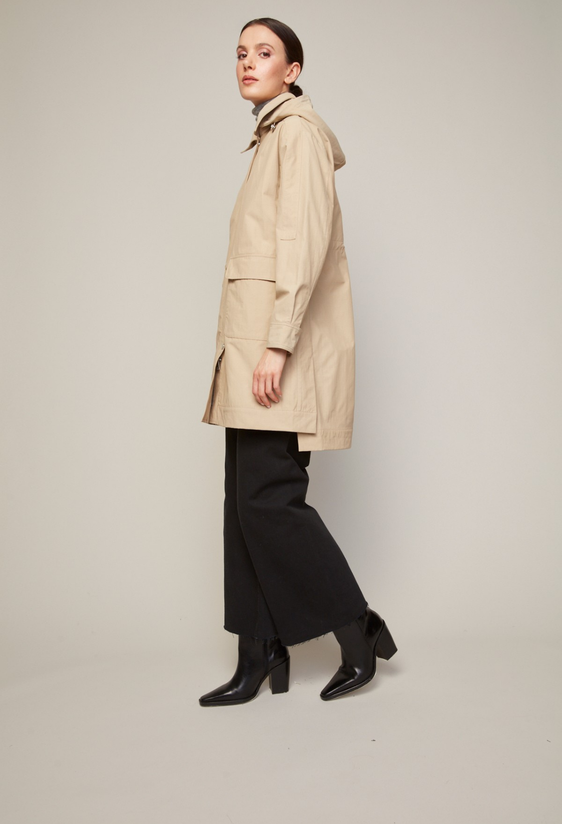 Tori, imperméable à capuche amovible avec ourlet haut et bas