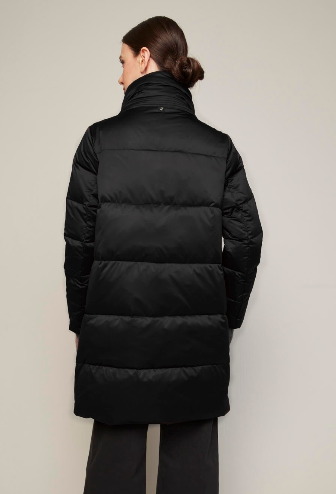 Bianka, manteau en duvet mi-long à col montant