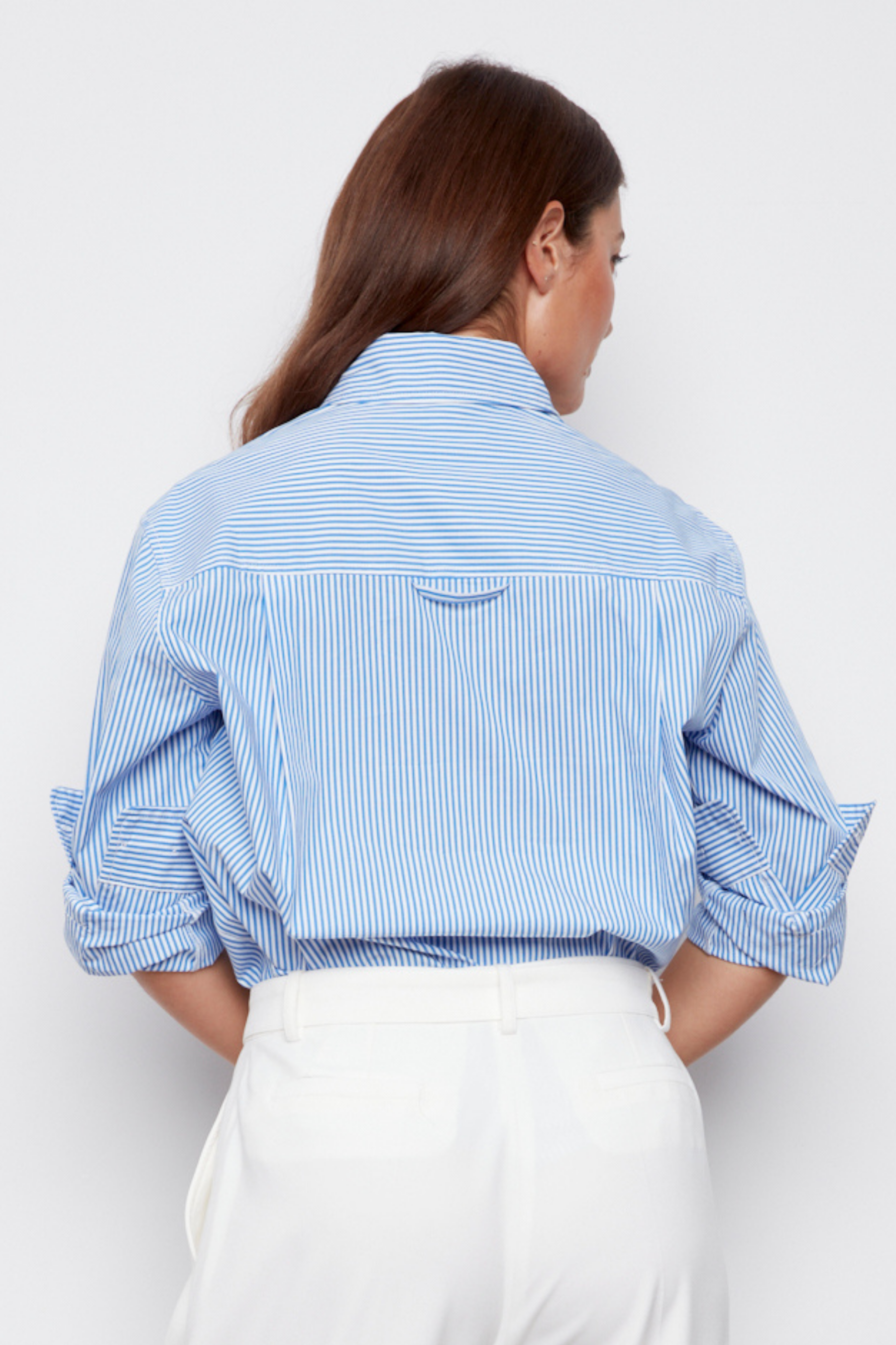 Bradley, long sleeve button-front shirt with side slits