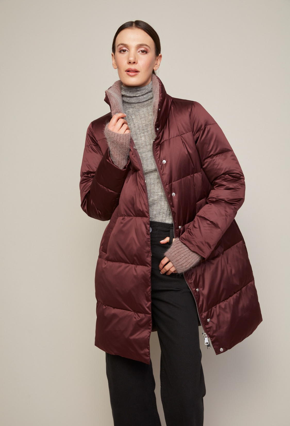 Bianka, manteau en duvet mi-long à col montant