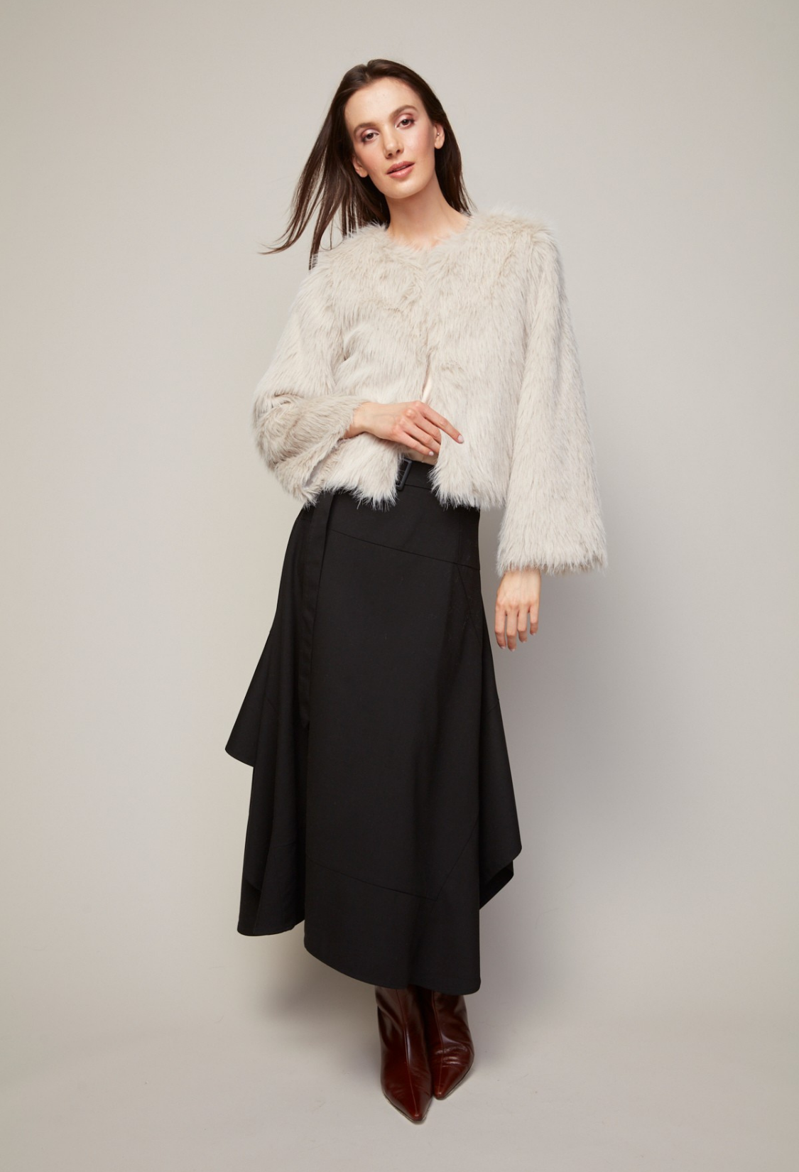 Blaine, veste sans col en fausse fourrure