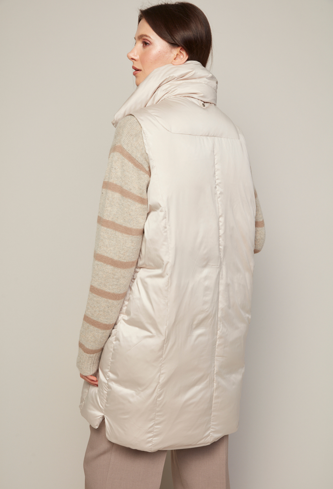 Padma mid lenght down vest