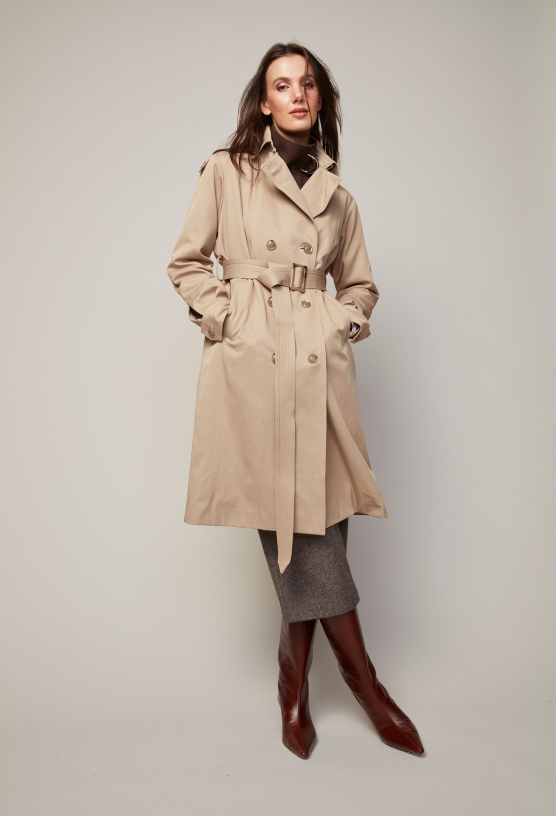 Troy, trench-coat à double boutonnage avec plis inversés dans le dos