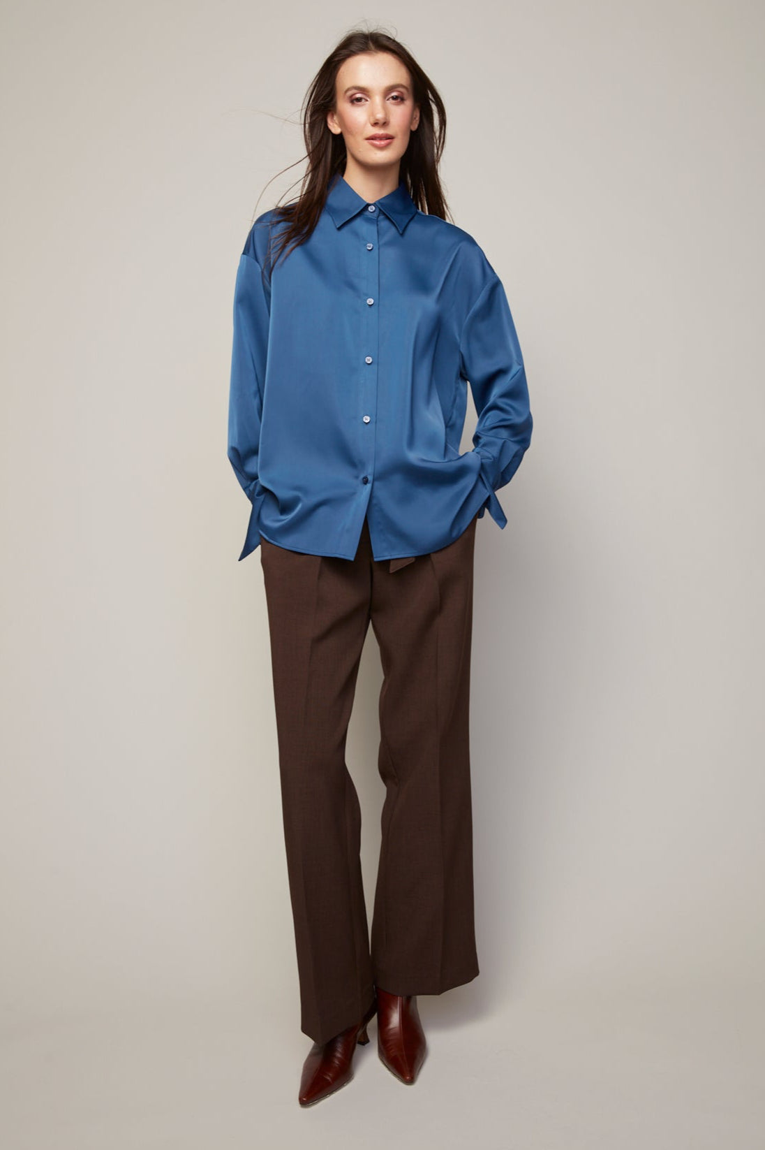 Bellamy, chemisier boutonné en satin
