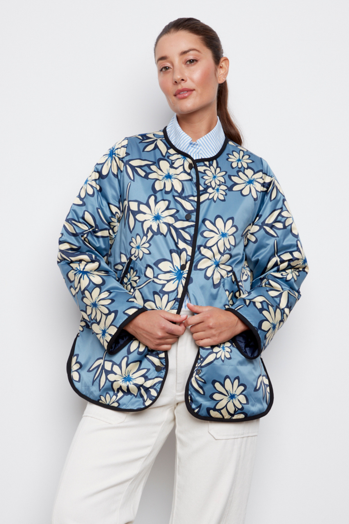 Cleo, collarless reversible quilted coat