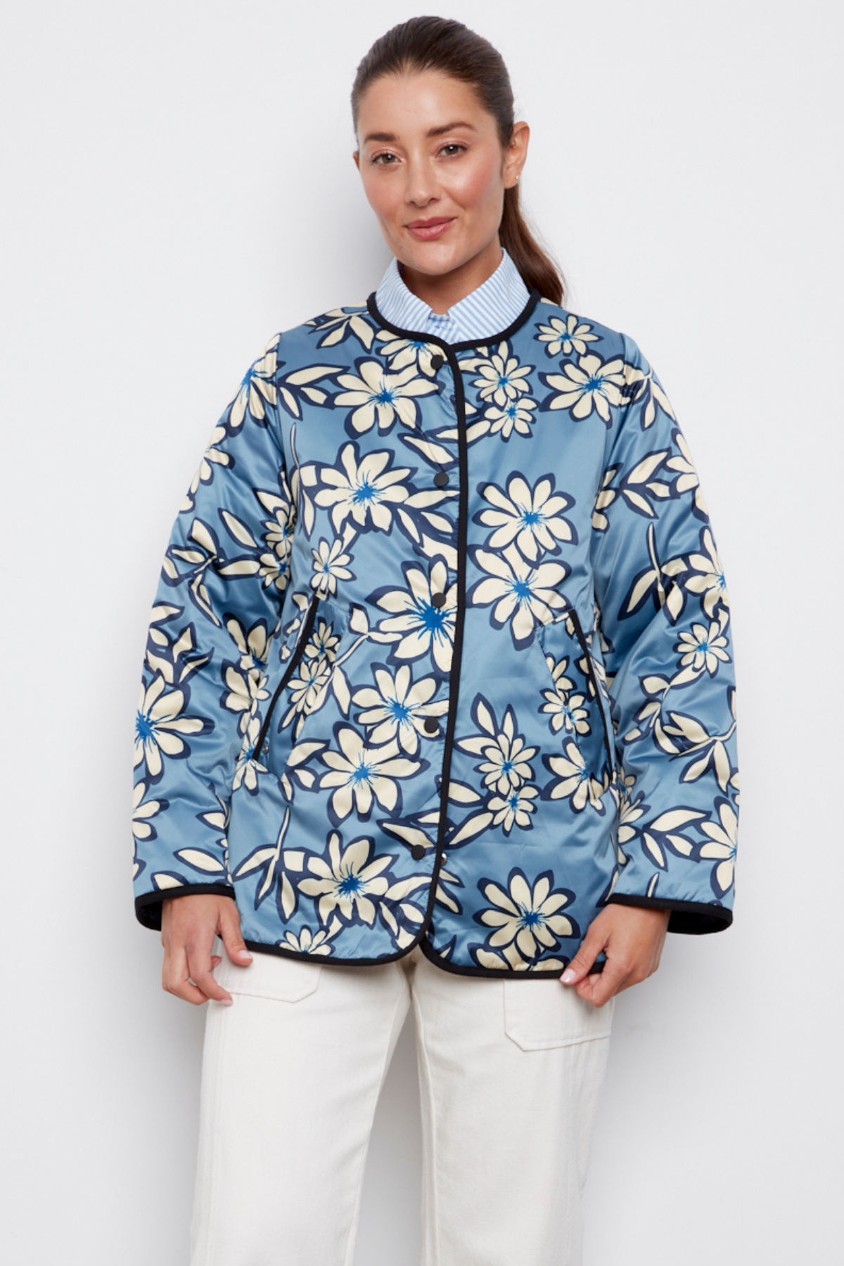 Cleo, collarless reversible quilted coat