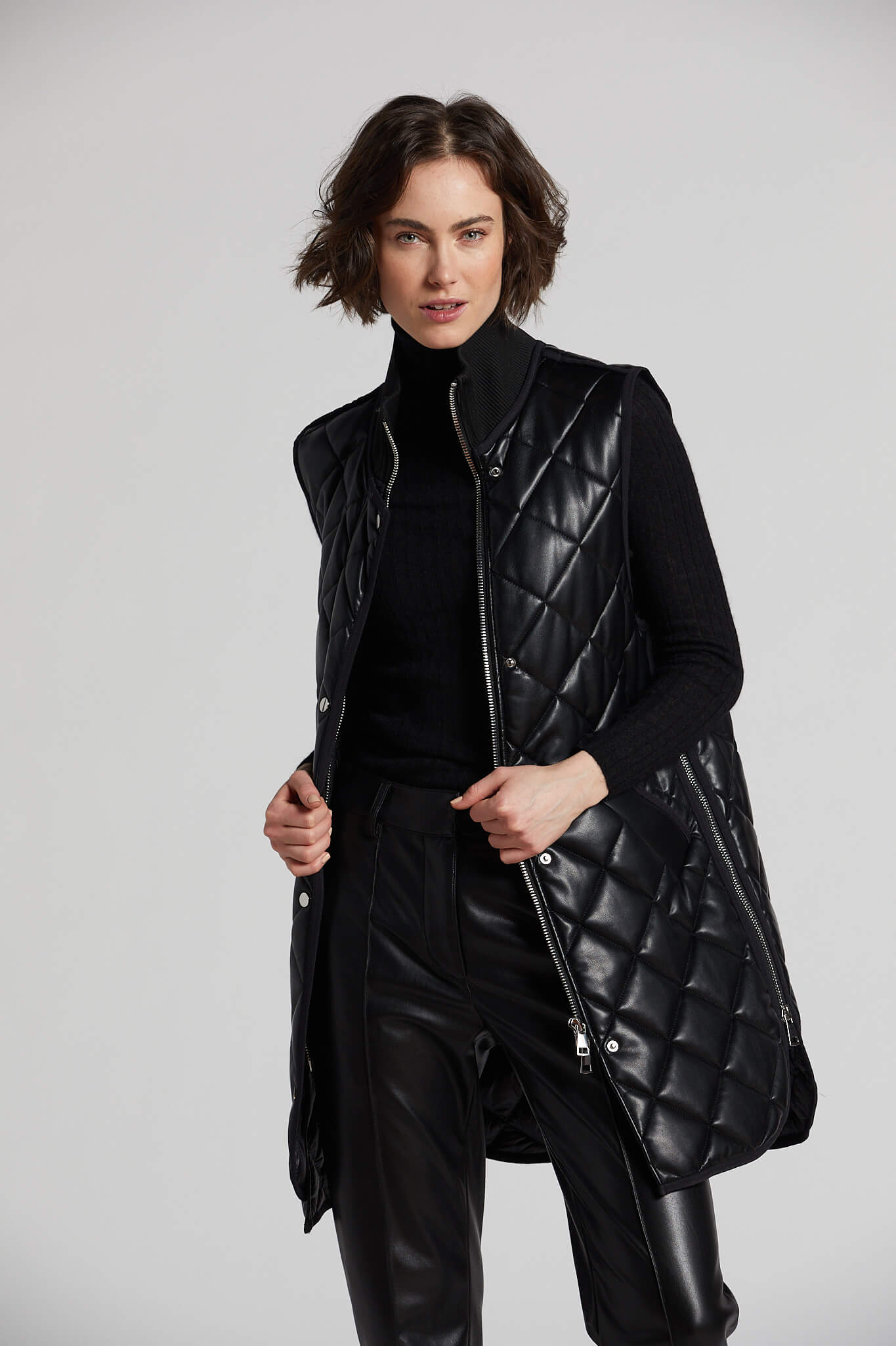 Destiny quilted full zip vegan leather vest w/ side zipper