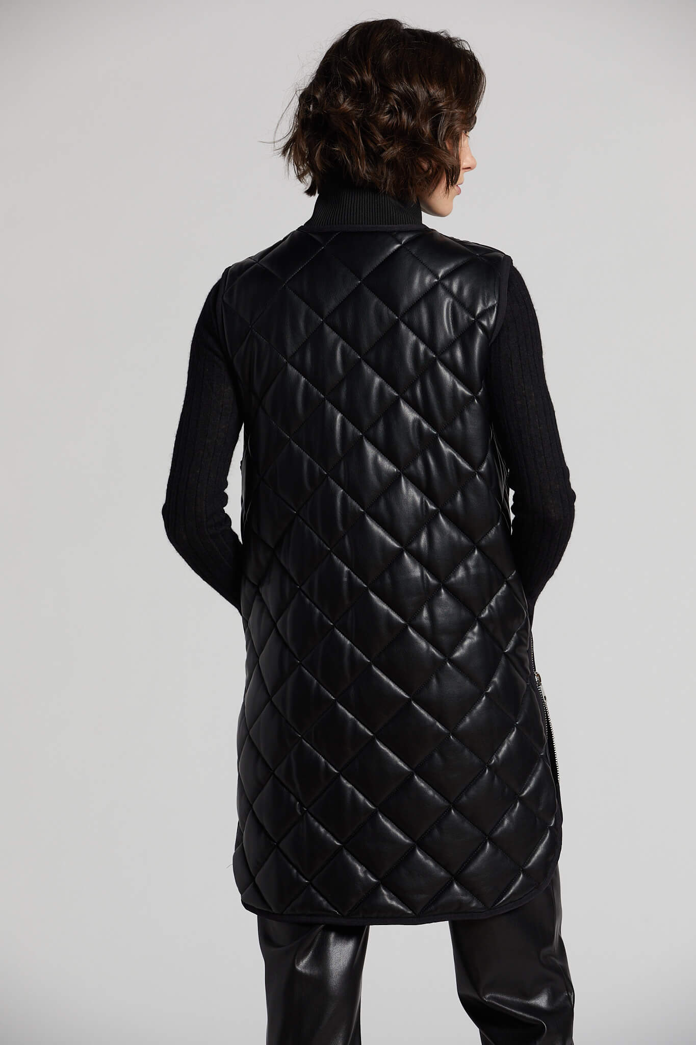 Destiny quilted full zip vegan leather vest w/ side zipper