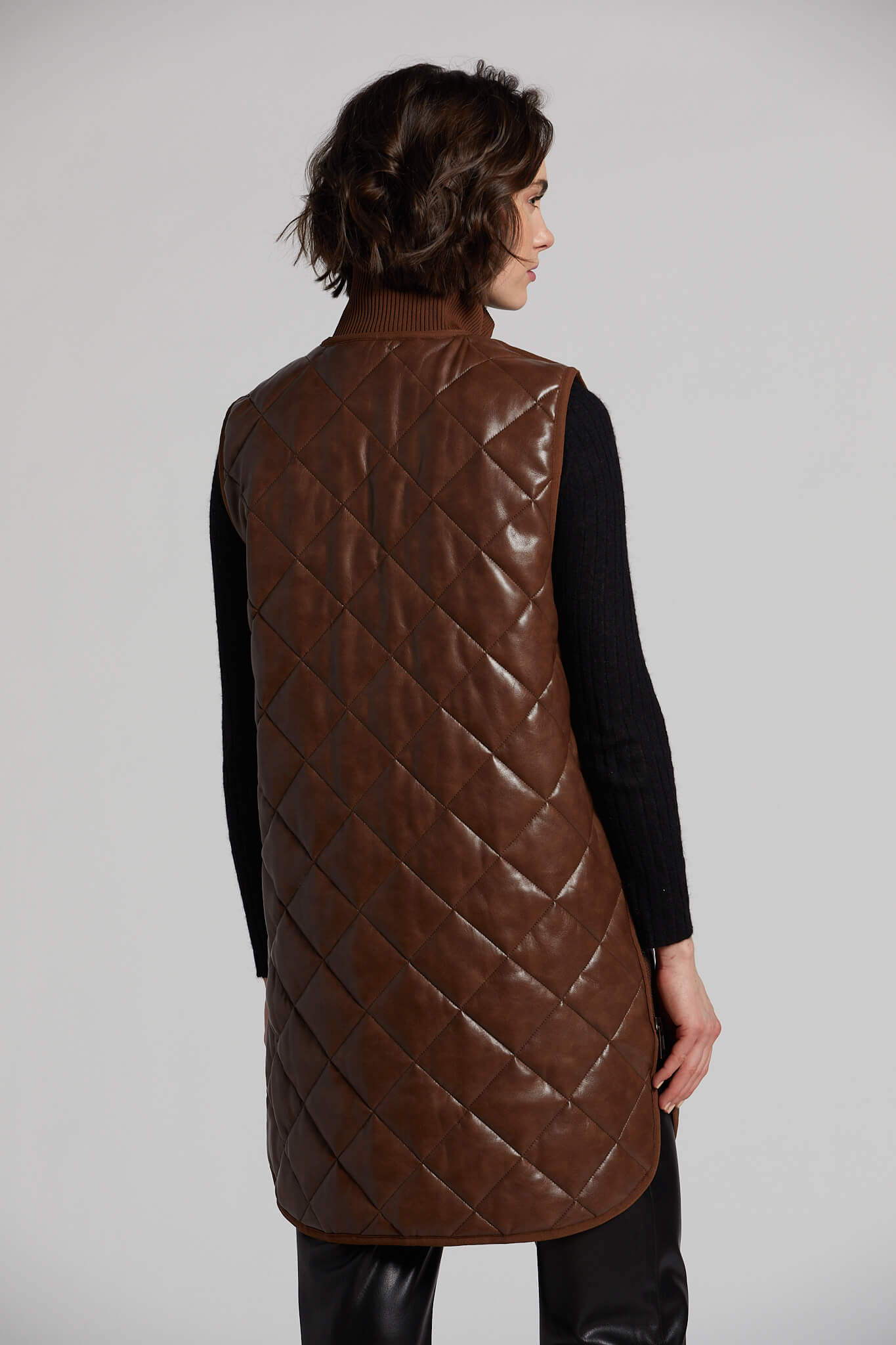 Destiny quilted full zip vegan leather vest w/ side zipper