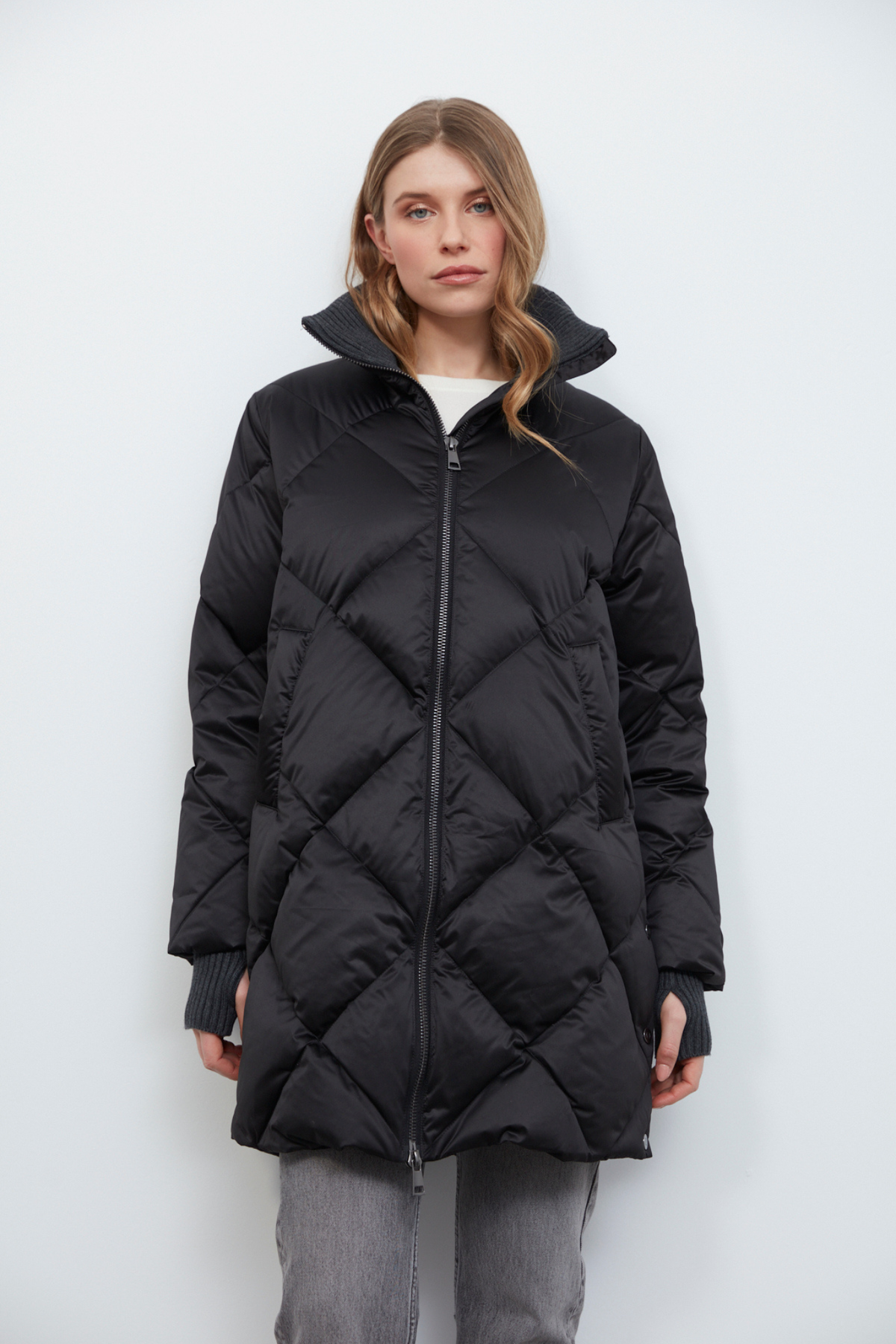 Dana, manteau en duvet matelassé à losanges avec col montant