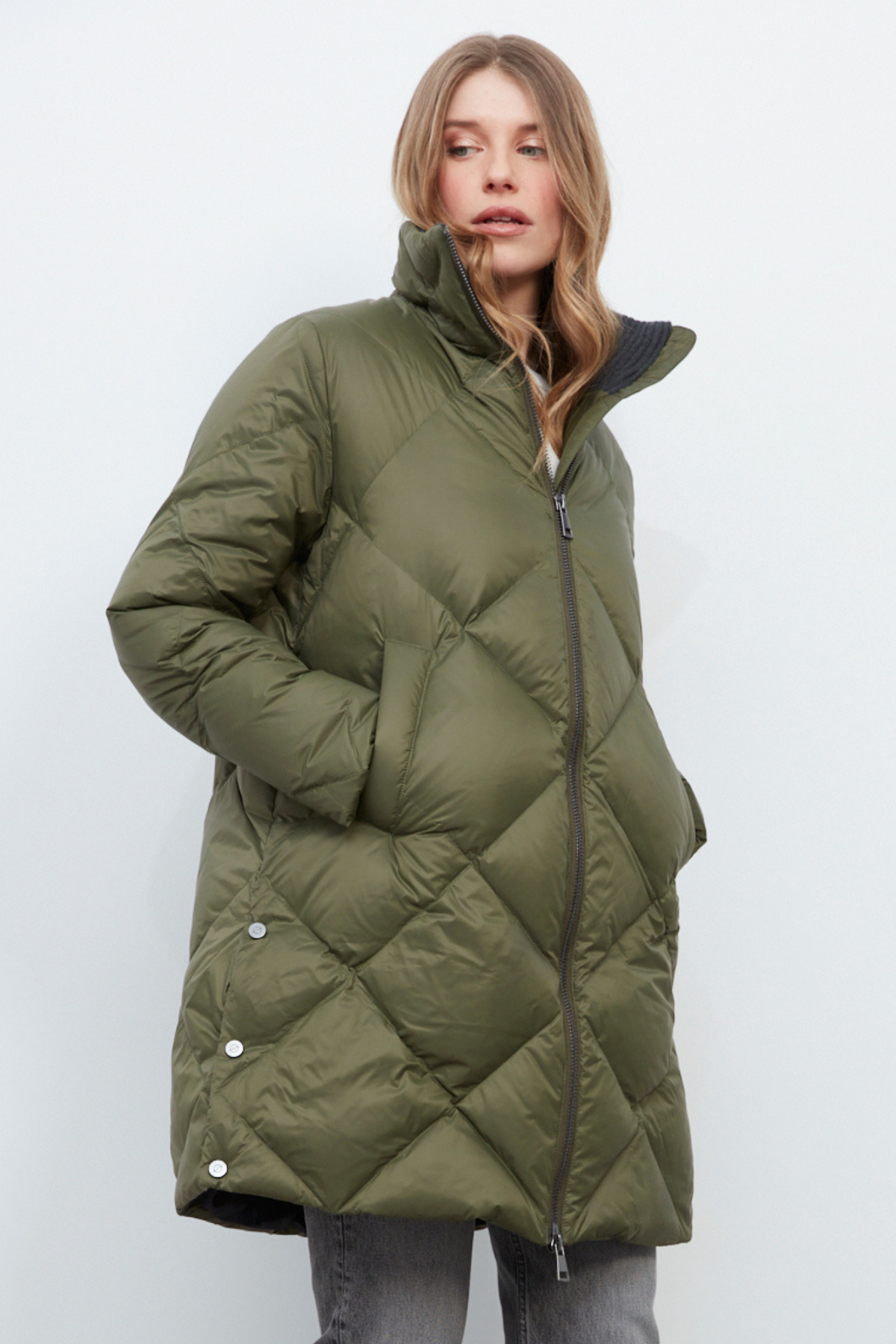 Dana, manteau en duvet matelassé à losanges avec col montant
