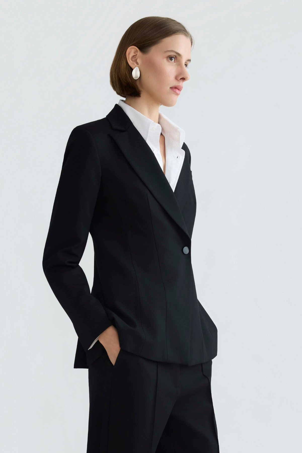 Drew, single-breasted asymetrical stretch ponte blazer