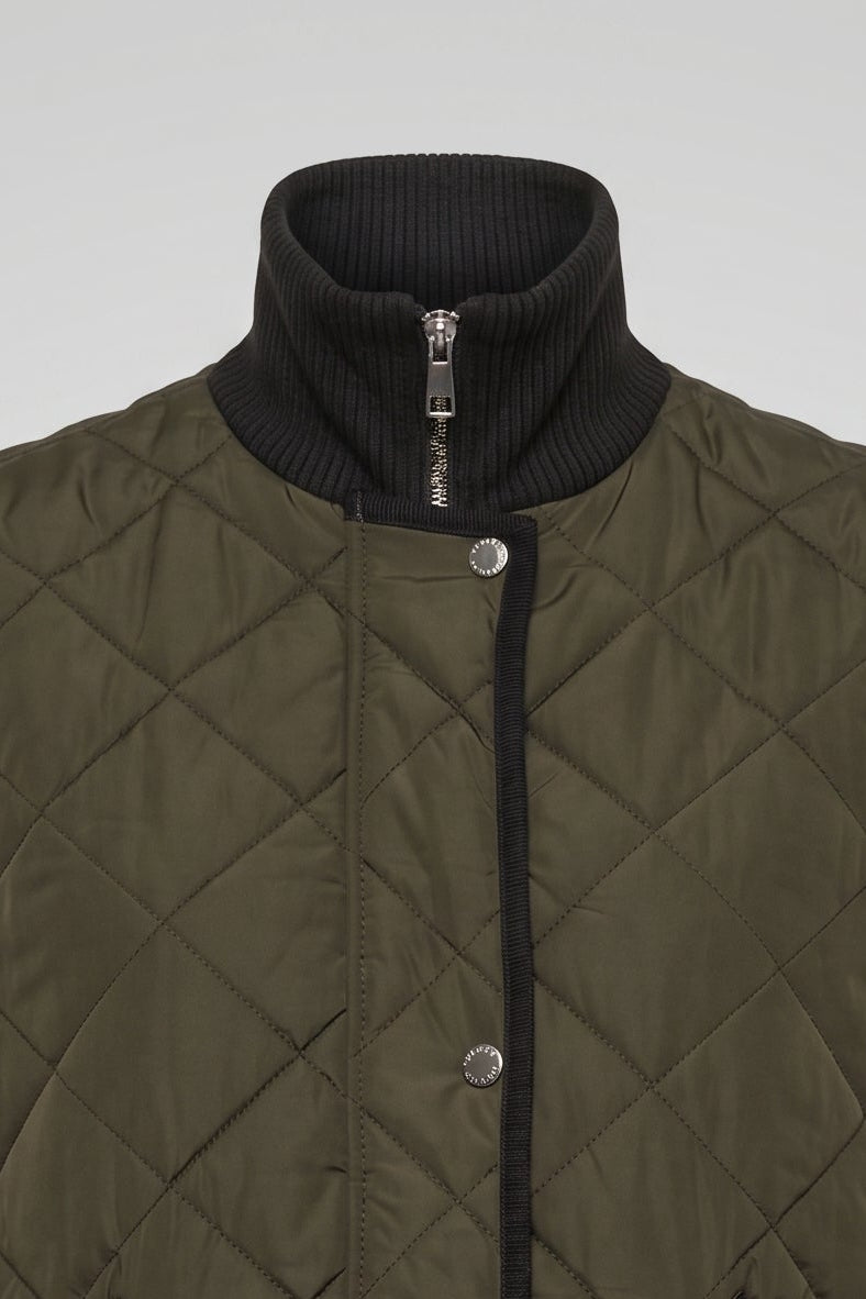 Destiny sleeveless quilted vest with zipper detail