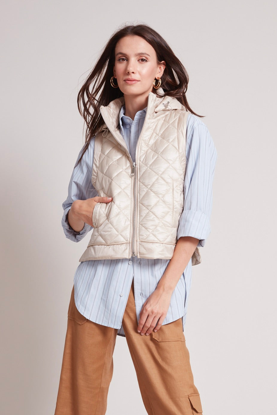 Gilet matelassé avec capuche amovible