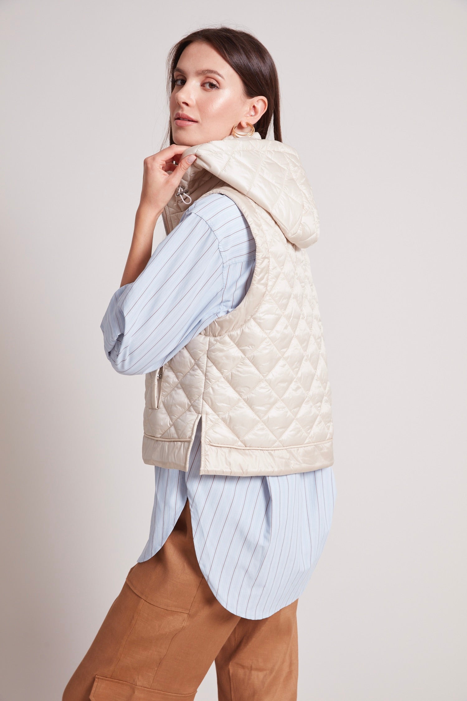 Gilet matelassé avec capuche amovible