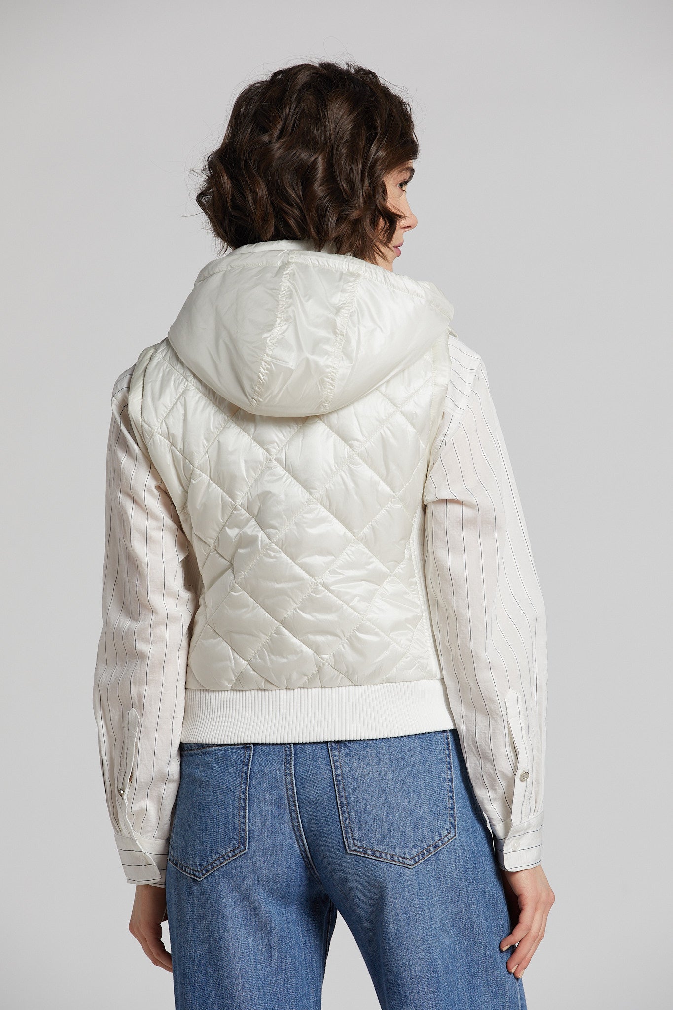 Nadege quilted sleeveless vest with detachable hood