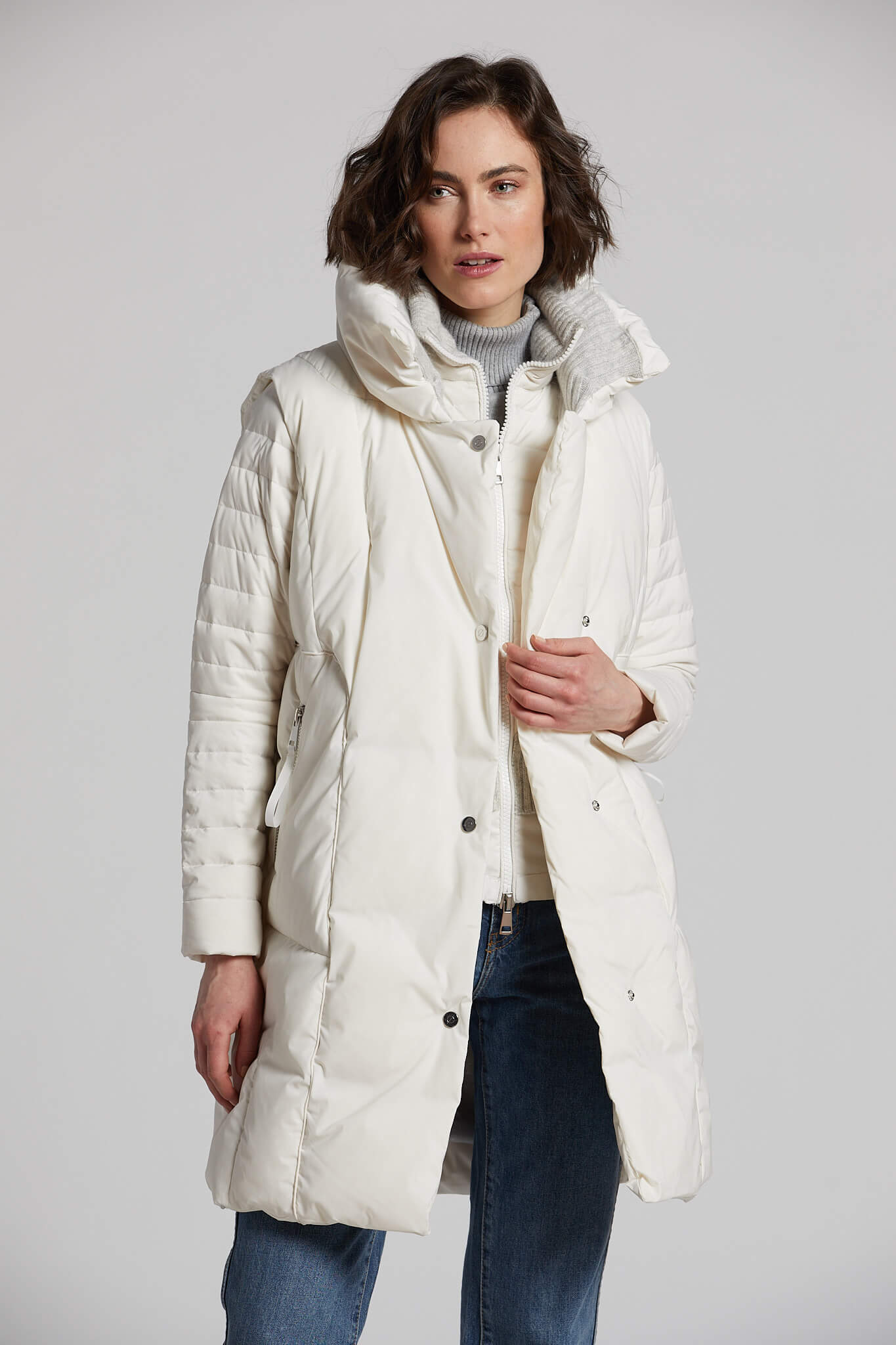 Longue veste sans manche en duvet avec accent en angora Padma