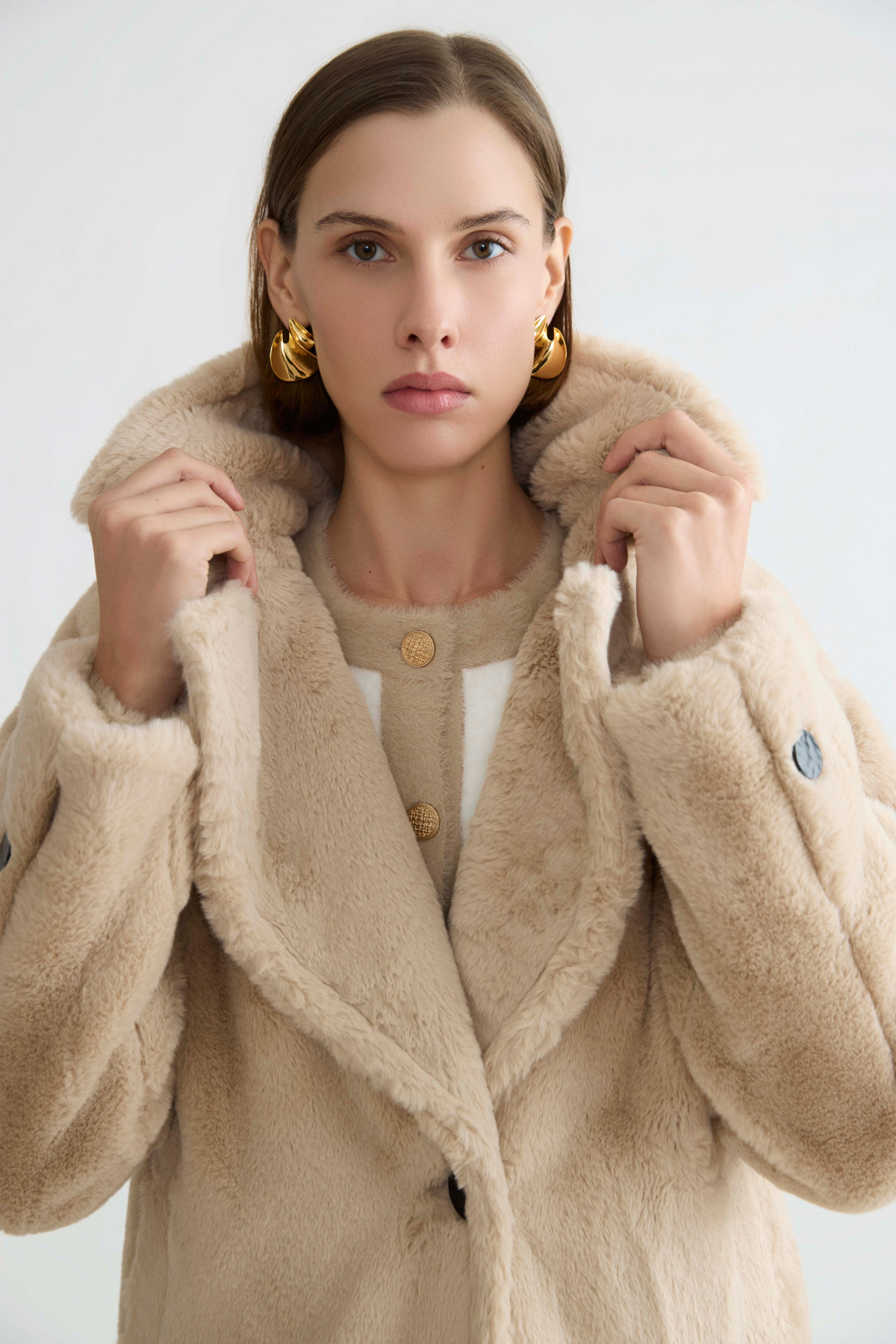 Polly, long faux fur coat