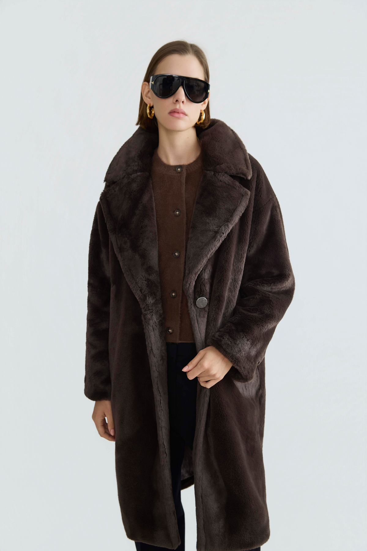 Polly, long faux fur coat