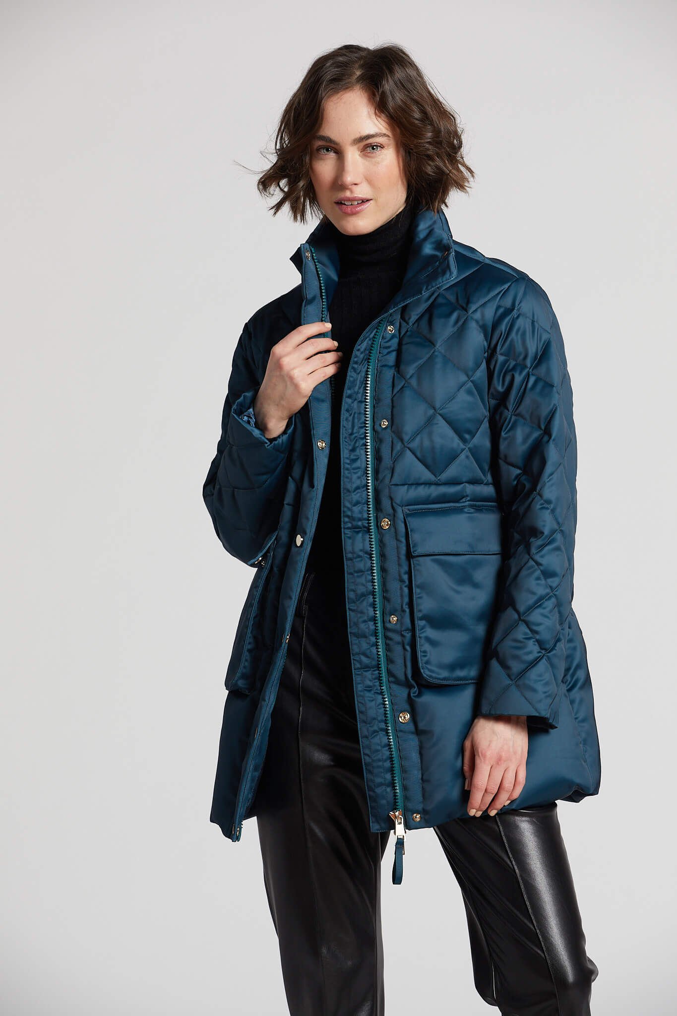Manteau en duvet mi-long à motif matelassé multiple Praline