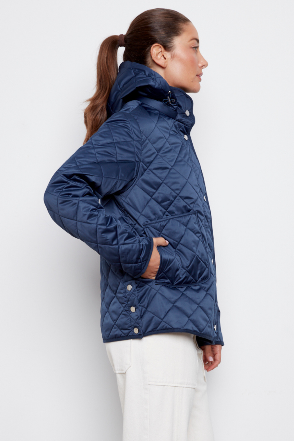 Shelby, quilted jacket with removable hood