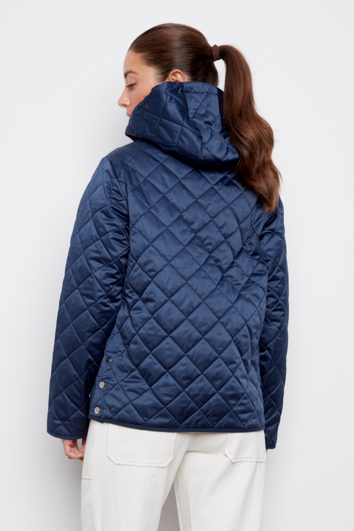 Shelby, quilted jacket with removable hood