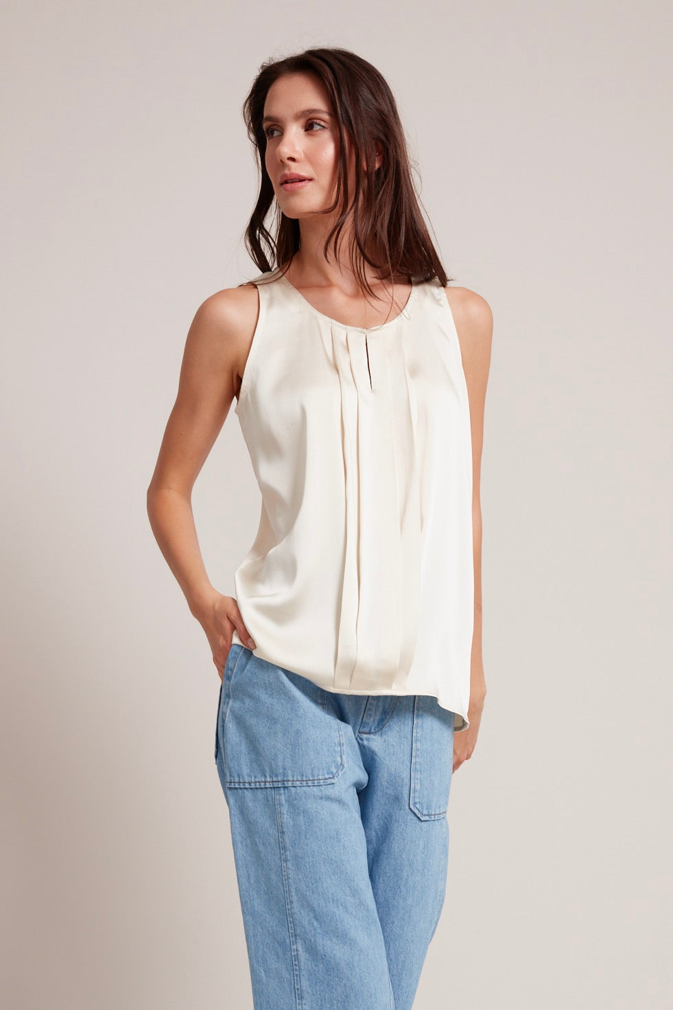 Tasha sleeveless front key hole blouse