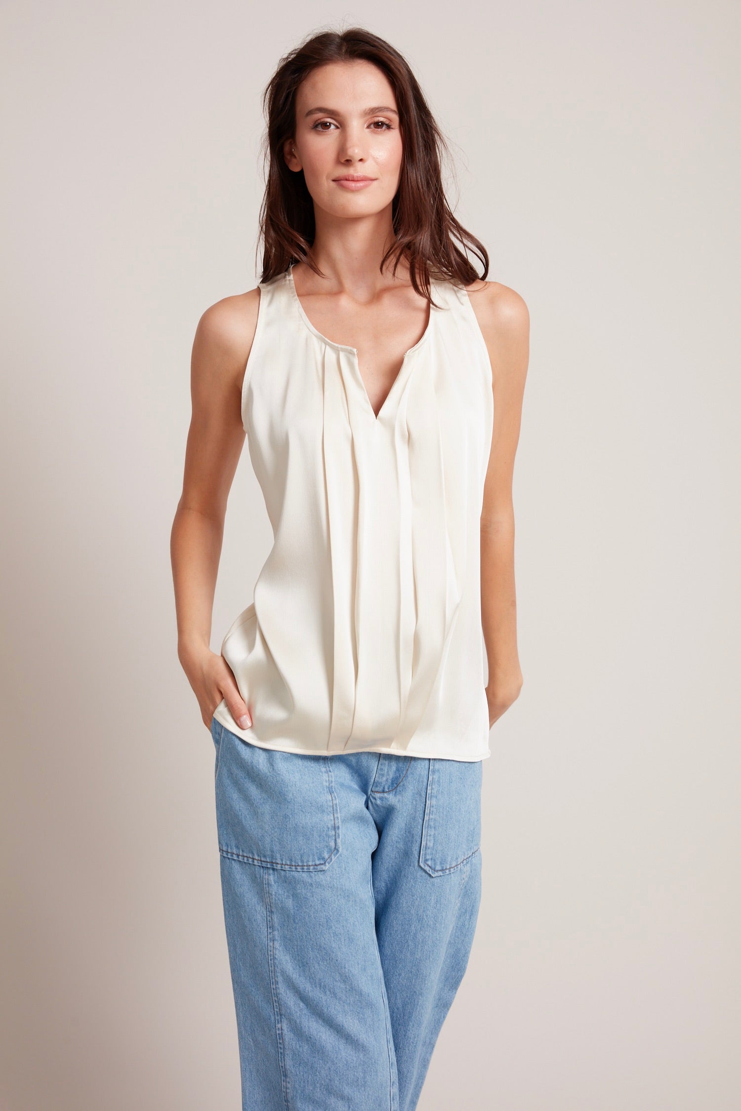 Tasha sleeveless front key hole blouse