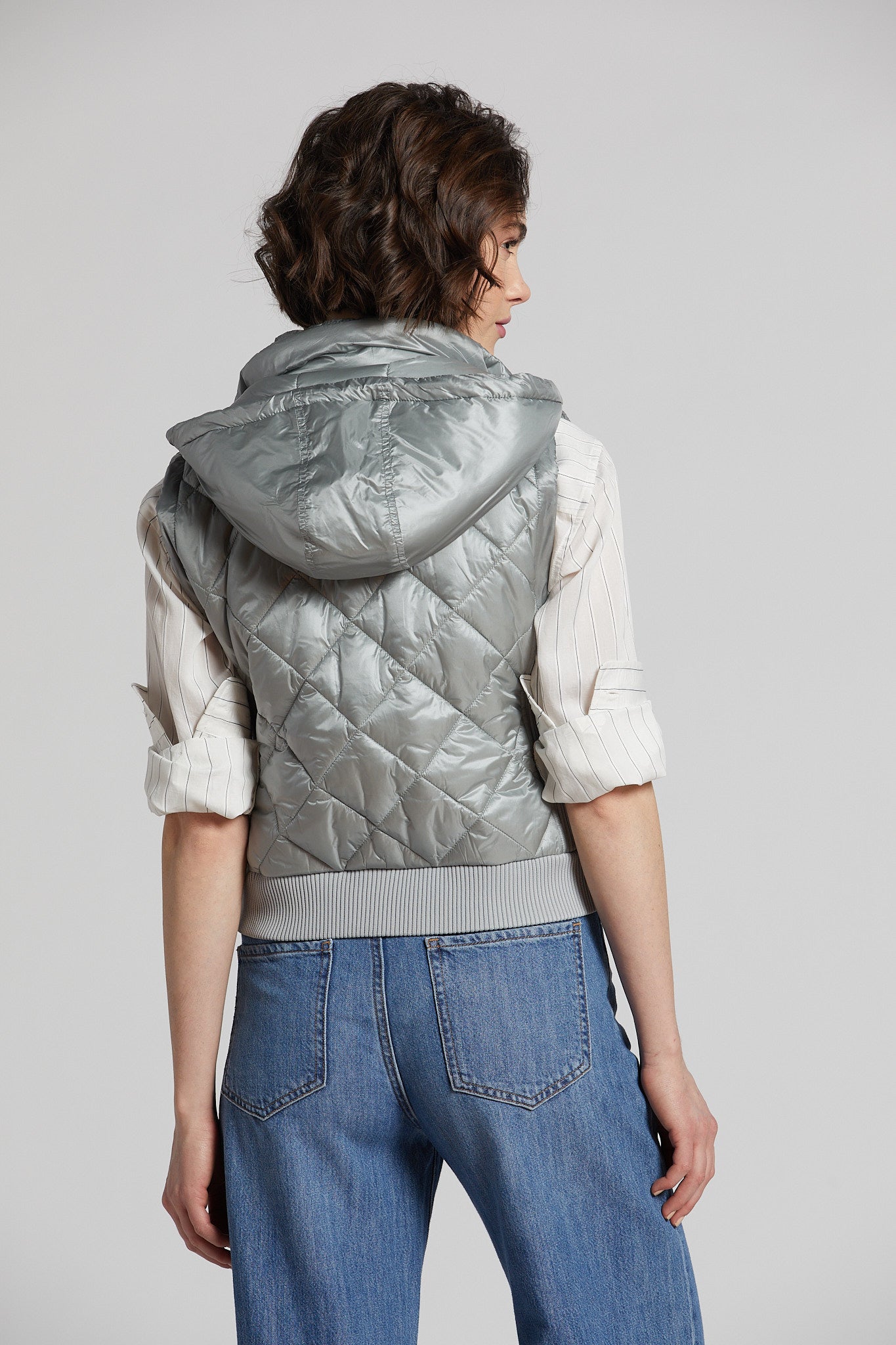Nadege quilted sleeveless vest with detachable hood