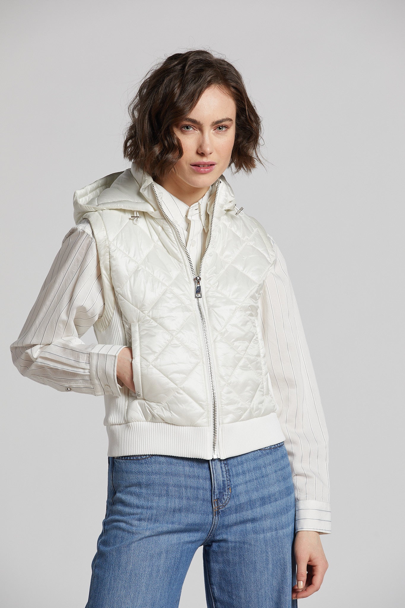 Nadege quilted sleeveless vest with detachable hood