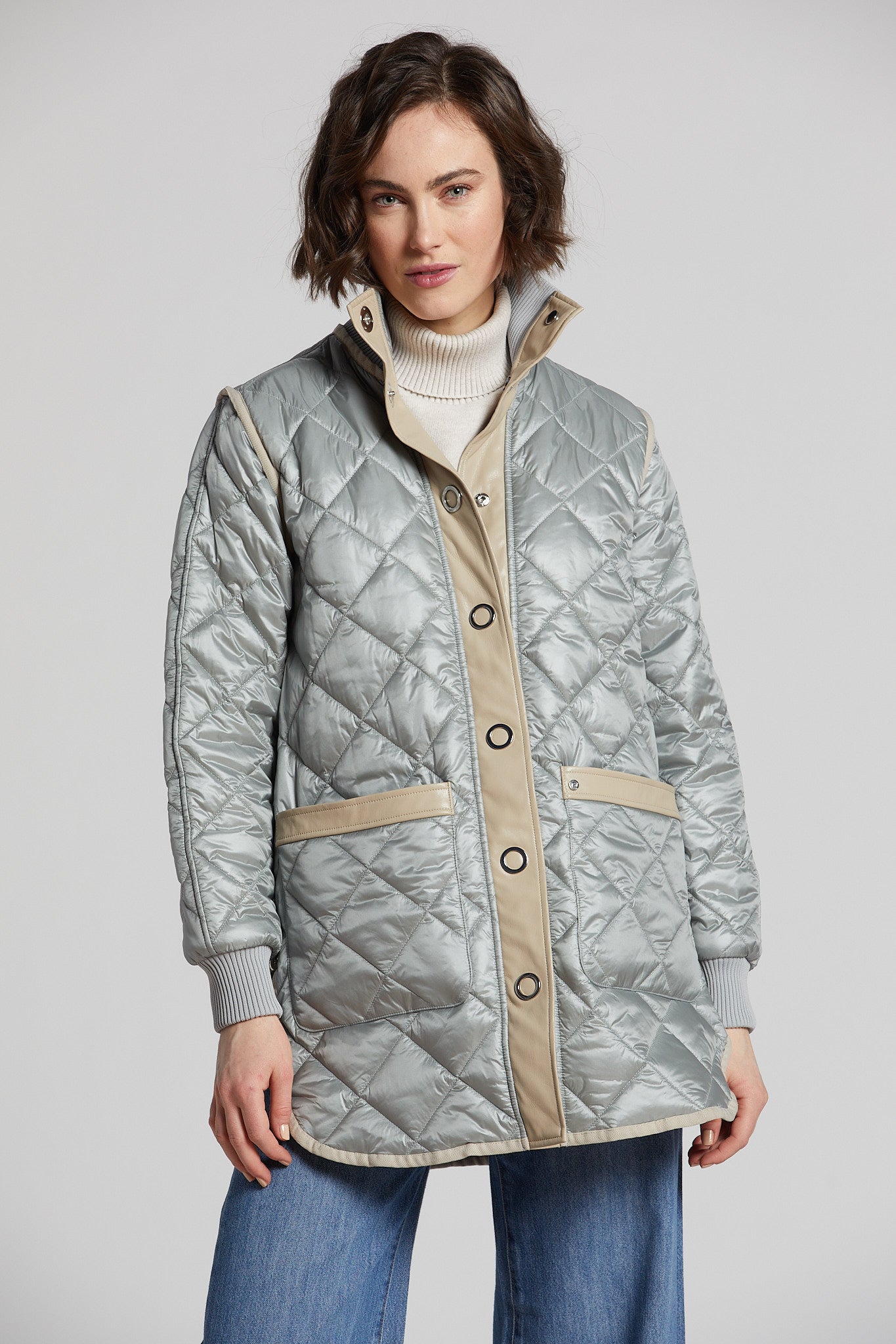 Manteau matelassé réversible Nadine avec bordures en cuir vegan