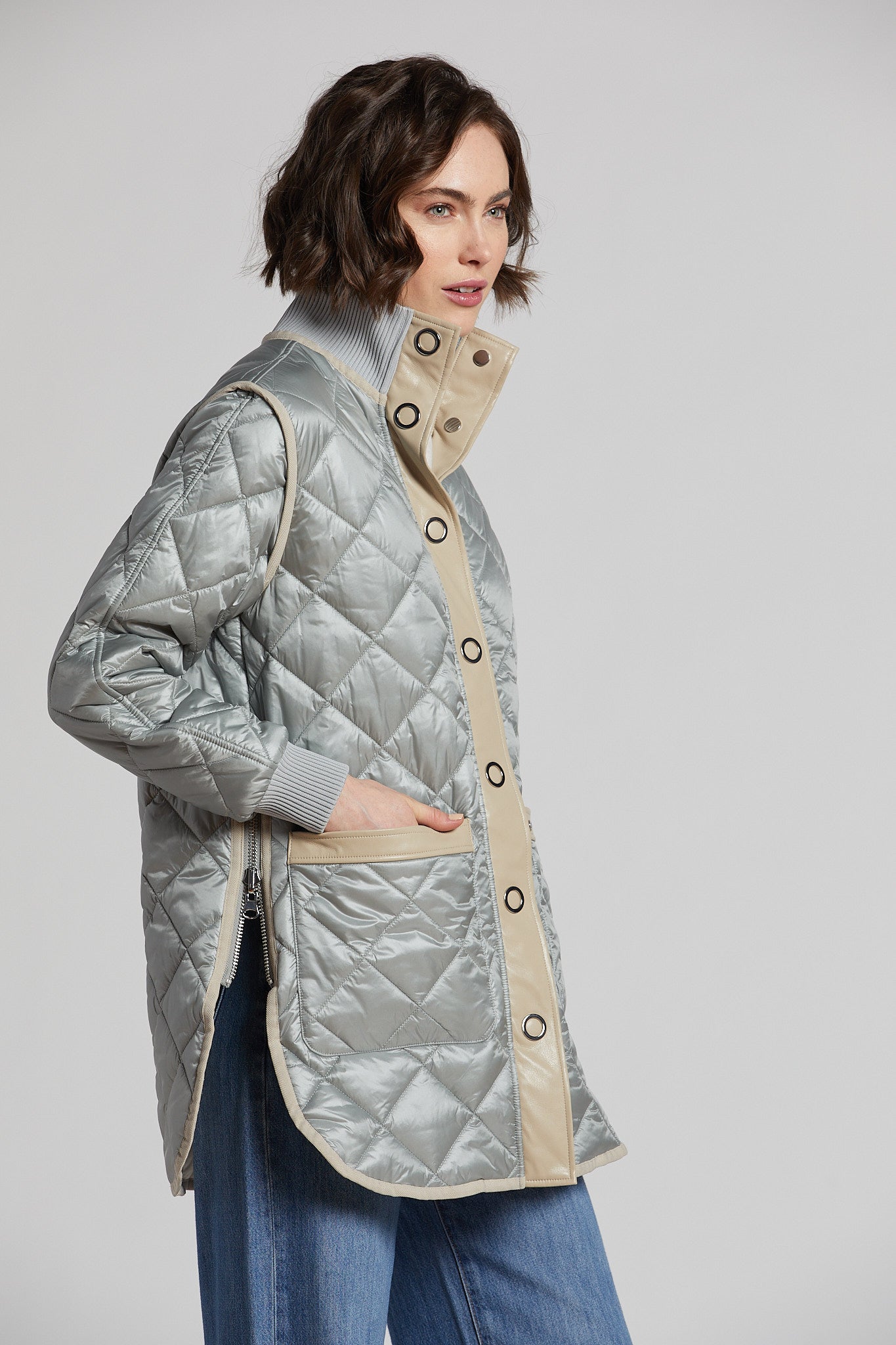 Manteau matelassé réversible Nadine avec bordures en cuir vegan