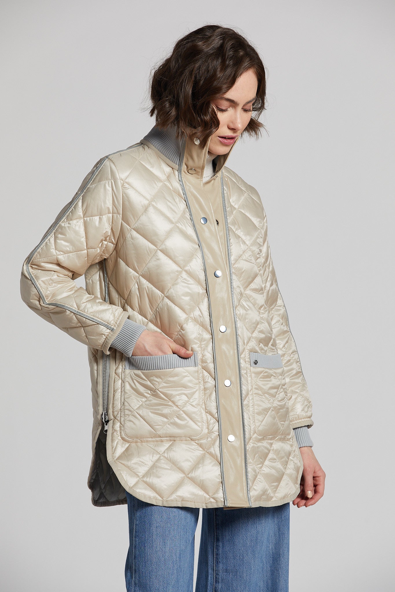 Manteau matelassé réversible Nadine avec bordures en cuir vegan
