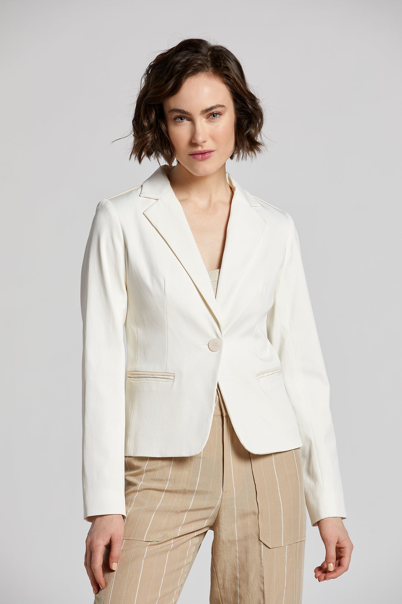 Noa Single Breasted Stretch Blazer With Piping