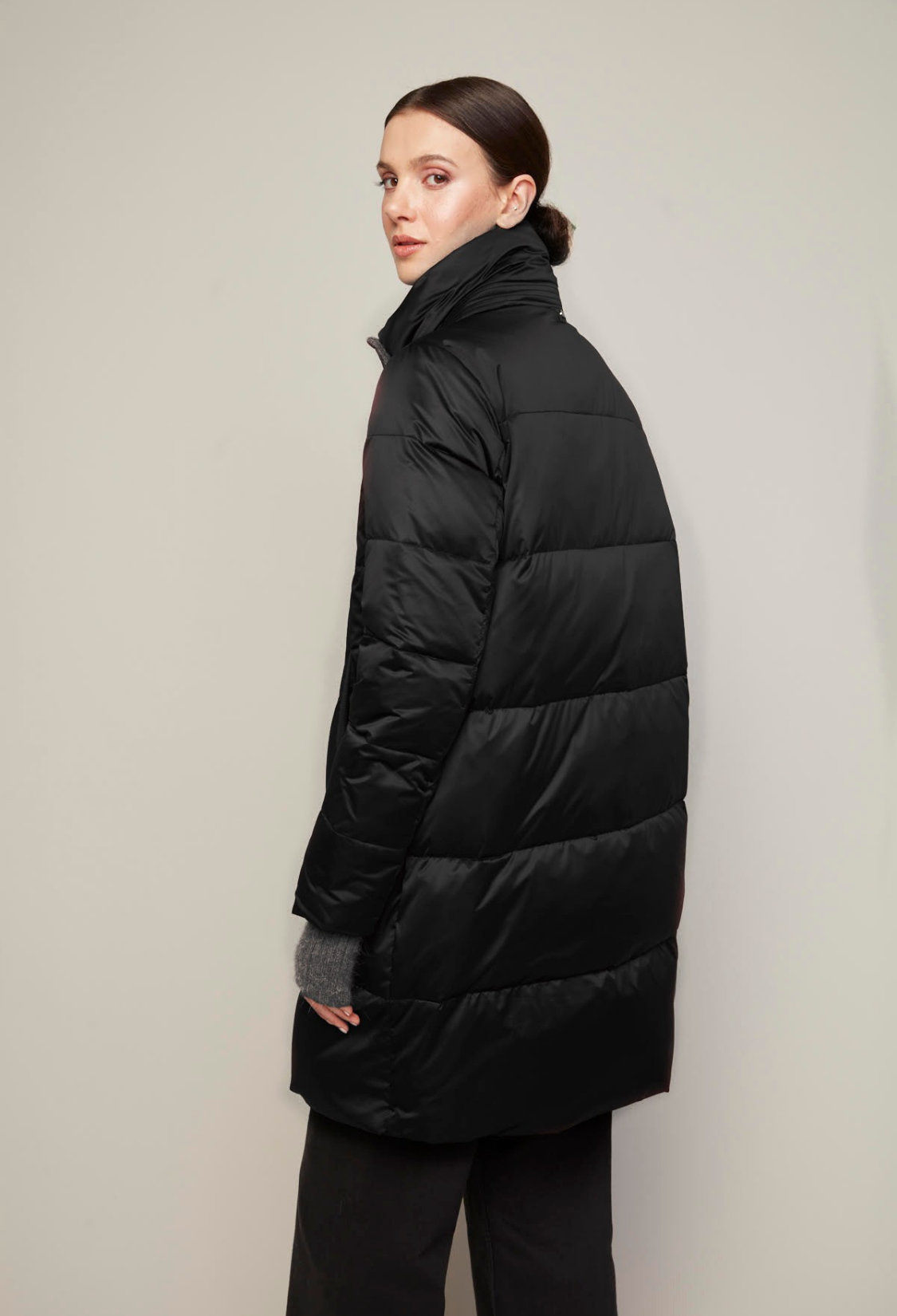 Bianka, manteau en duvet mi-long à col montant