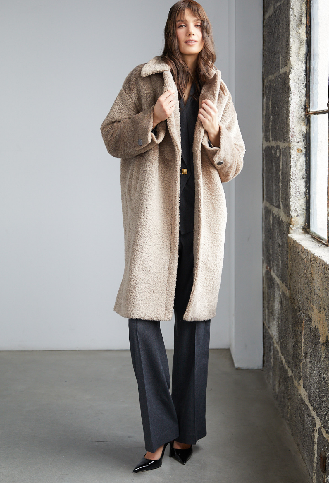 Long manteau en fausse fourrure Polly