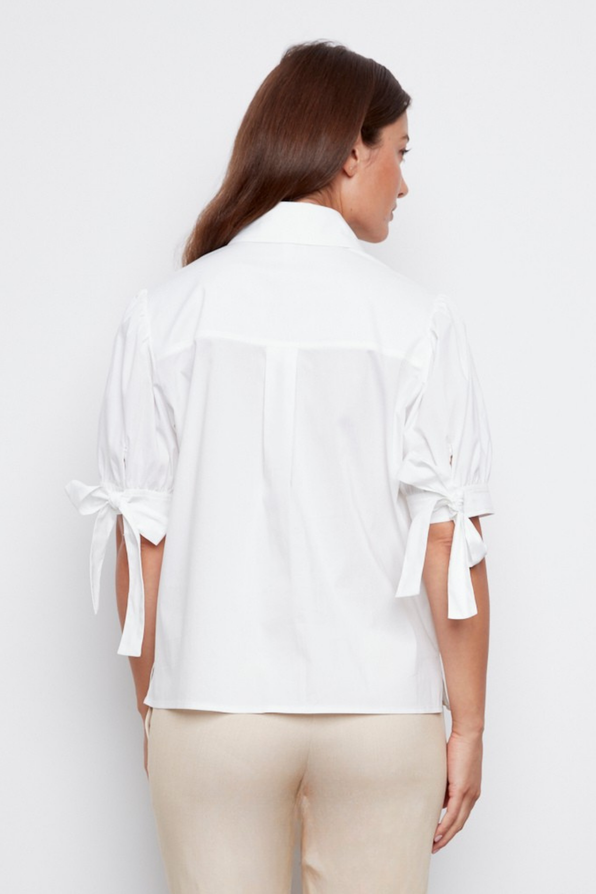Clara, short sleeve buttoned shirt