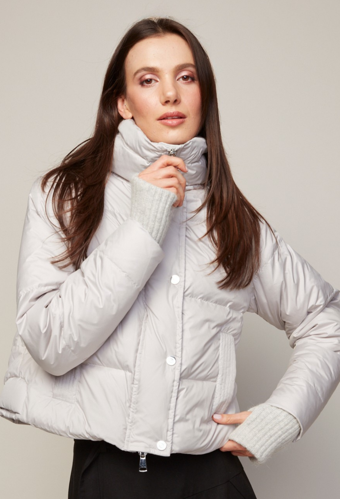 Bailey short down coat w/high collar