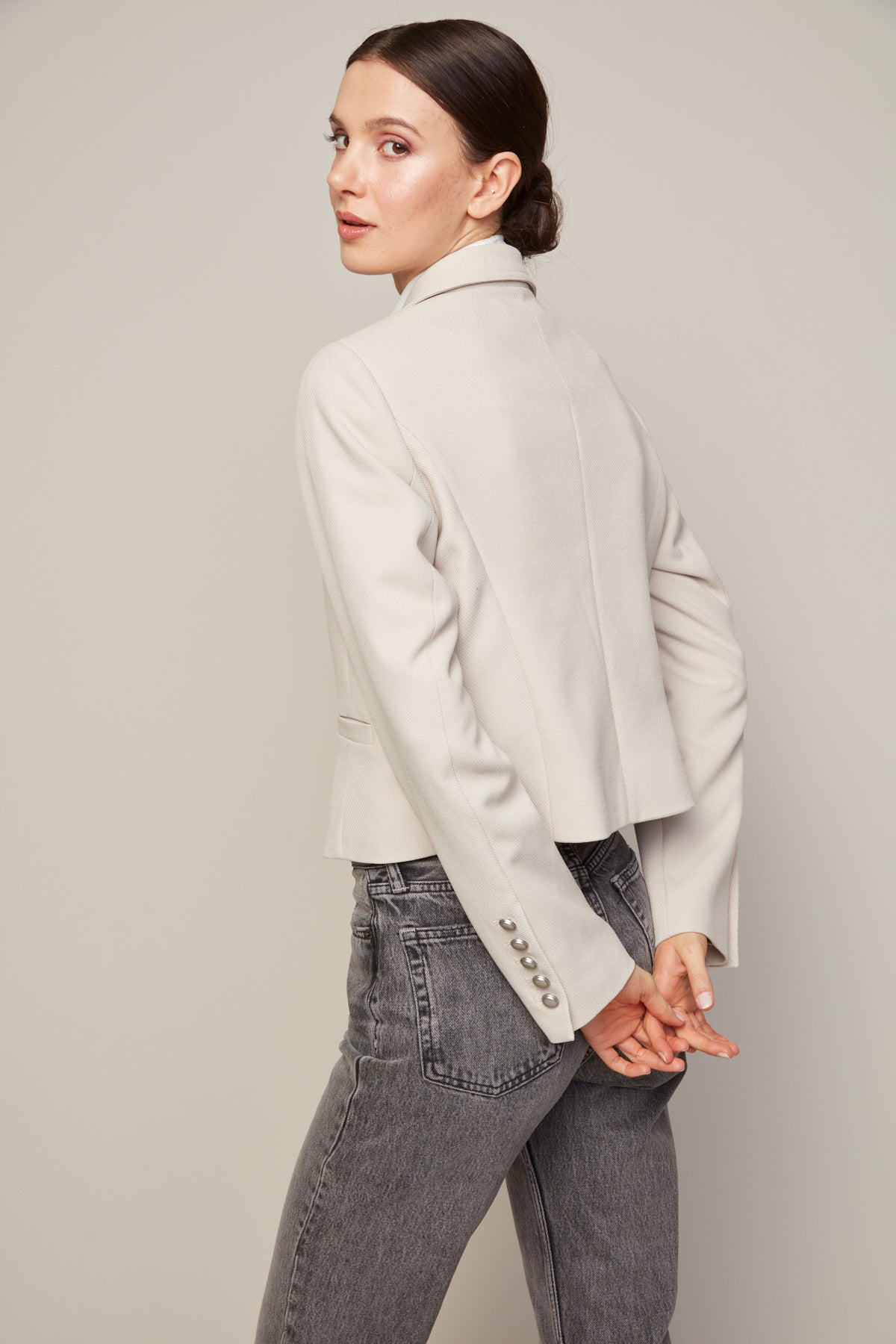 Bardot, Blazer court boxy à boutonnage simple