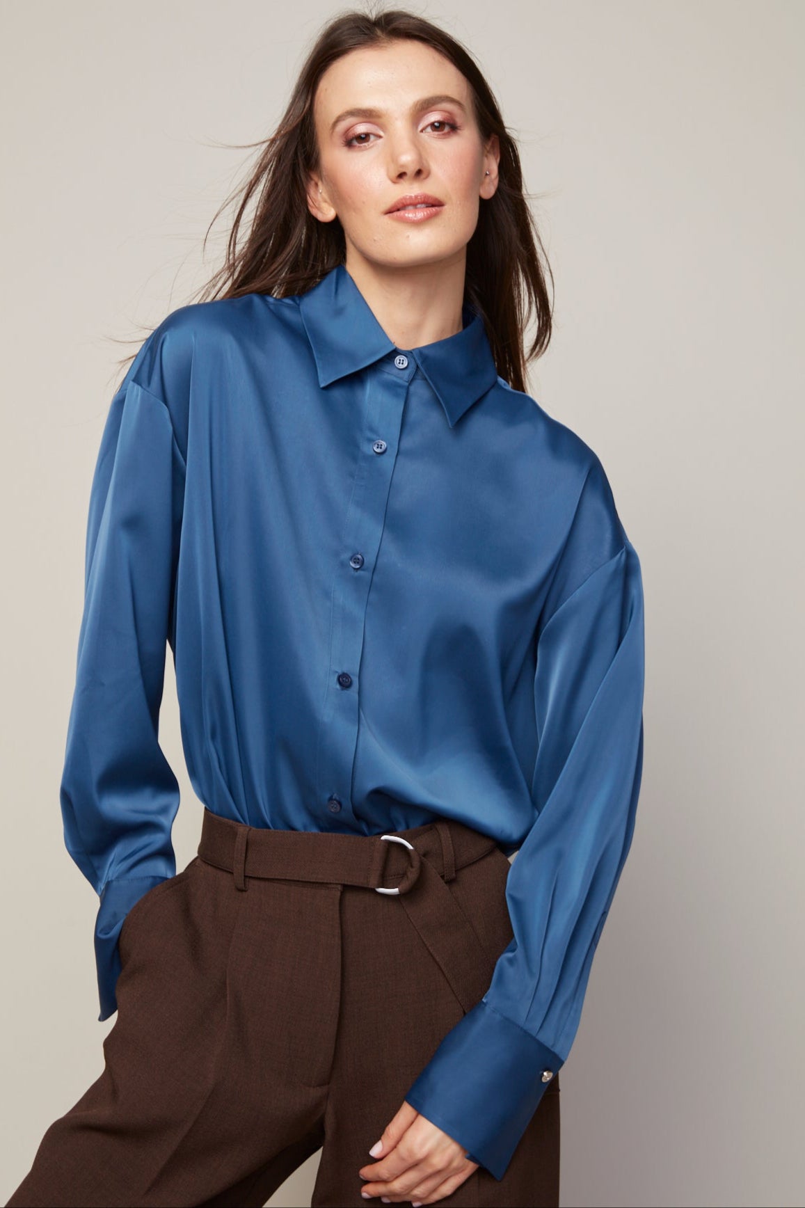 Bellamy, chemisier boutonné en satin