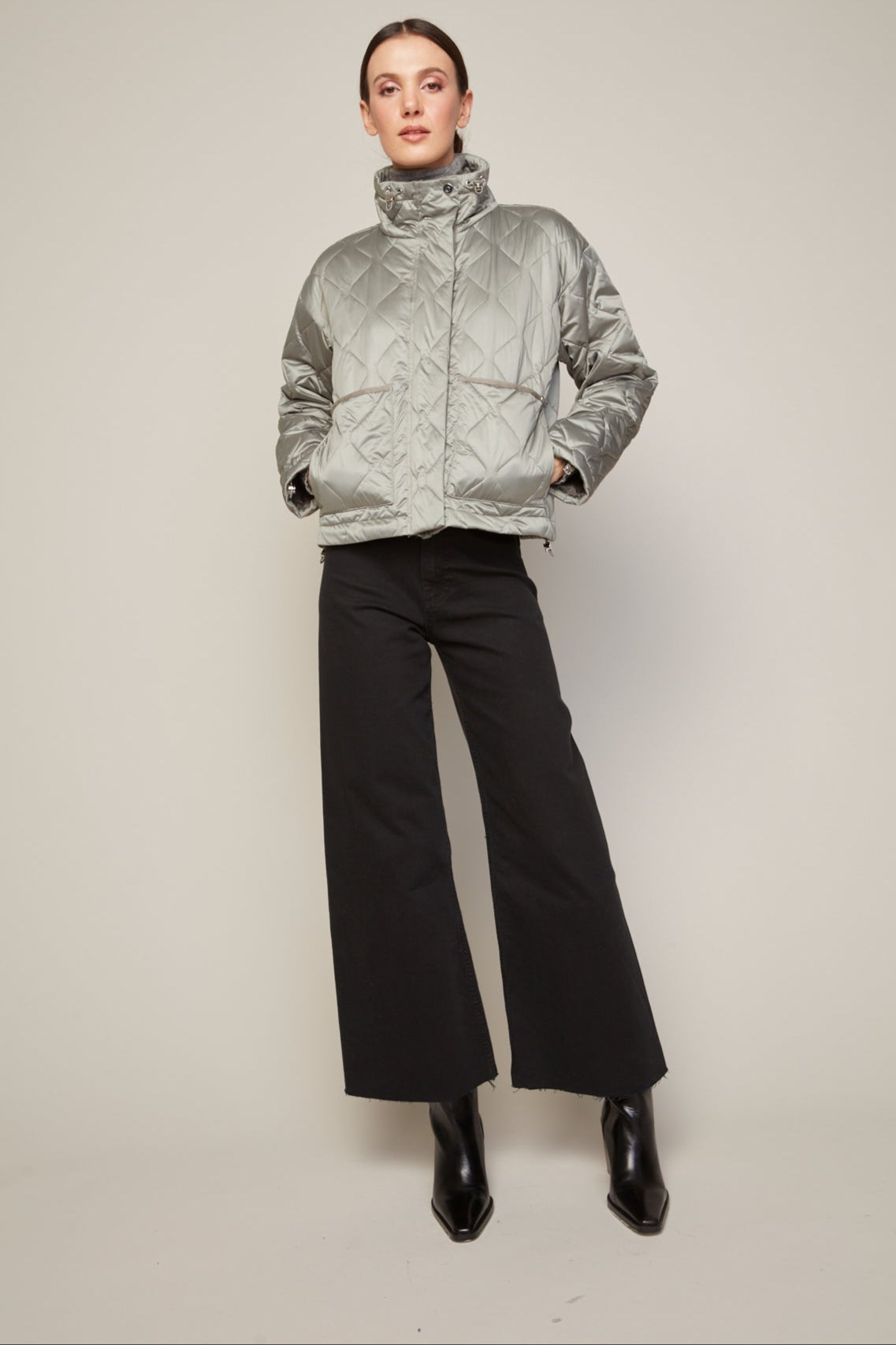 Billie, veste matelassée à épaules tombantes avec détails en sergé