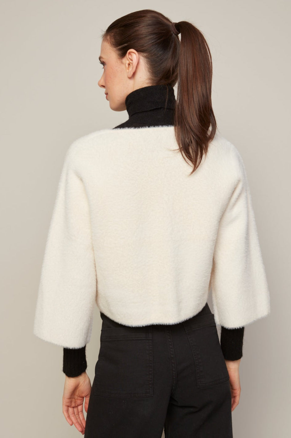 Bronte, cardigan boutonné avec poches plaquées