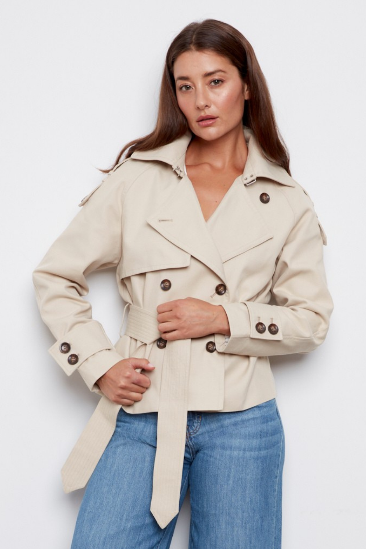Calista, short double breasted trenchcoat