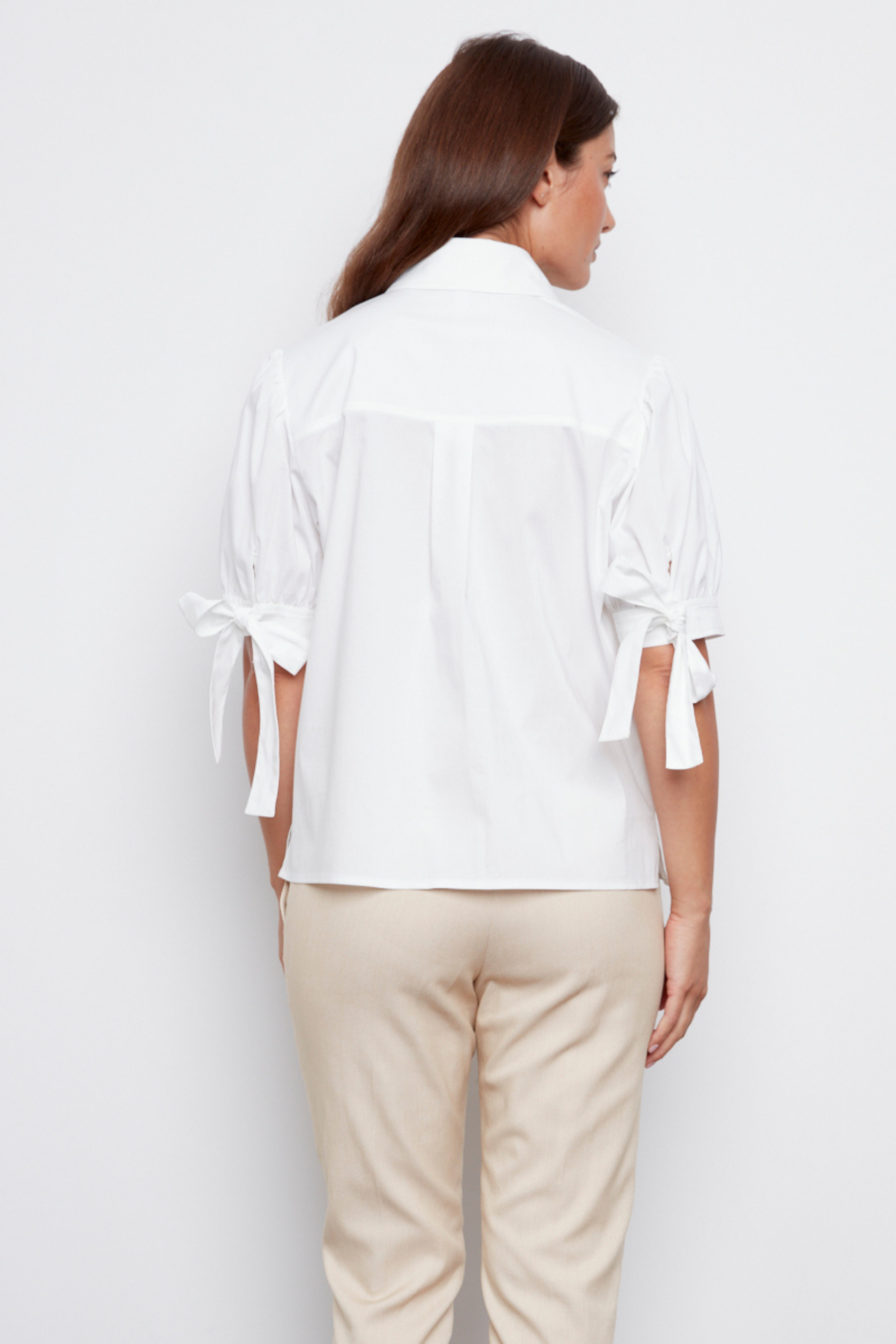Clara, short sleeve buttoned shirt