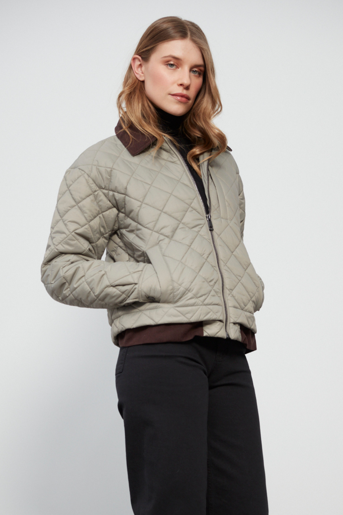 Delaney, diamond-quilted jacket w/ corduroy details