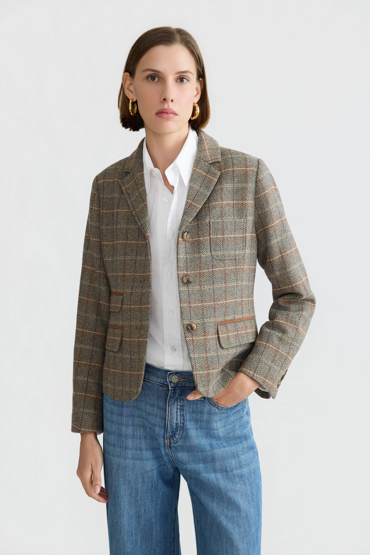 Desmond, tweed single-breasted blazer w/ 3 button closure