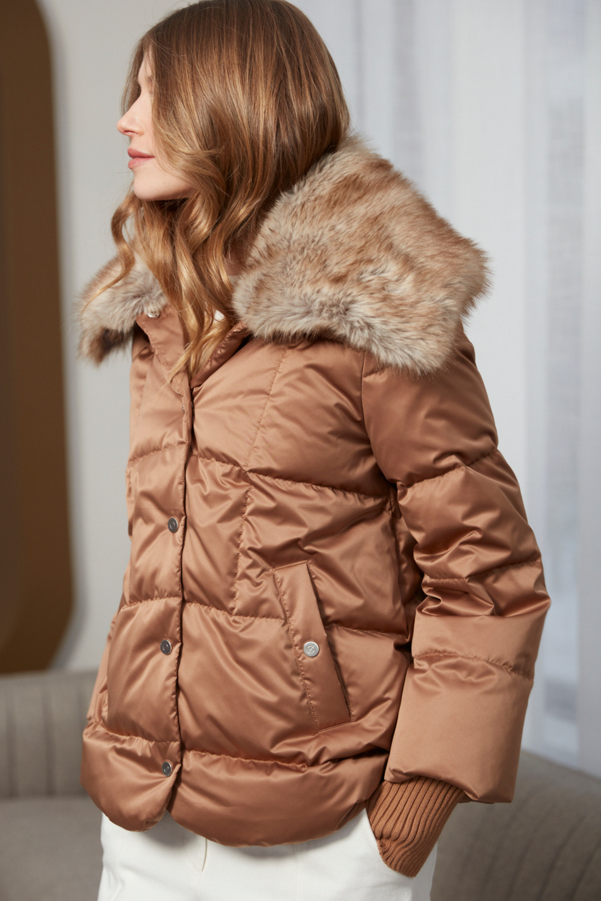 Dillon, cocoon-shaped down coat w/ detachable faux fur collar