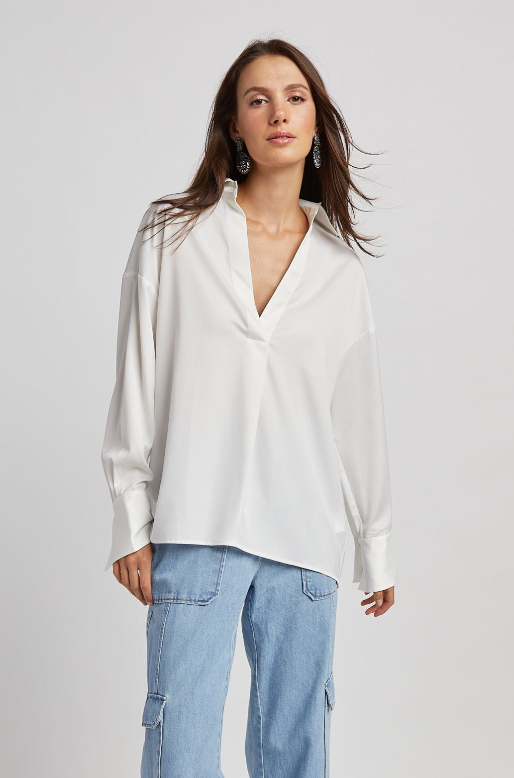 Chemisier popover en satin à longs revers Kay