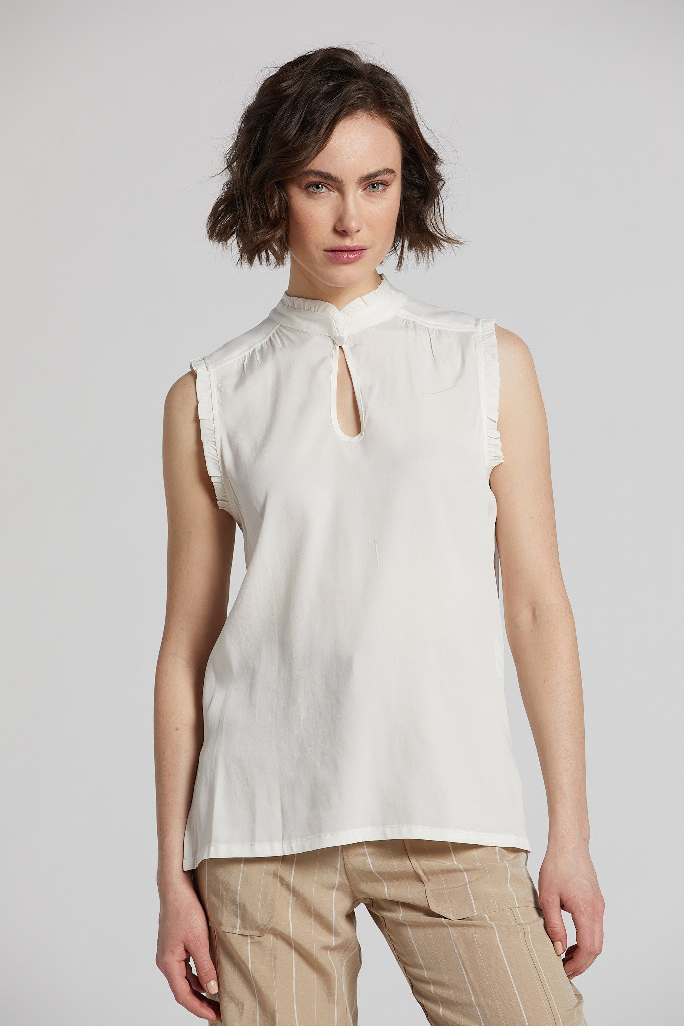 Naomi Sleeveless Blouse With Shirring Details